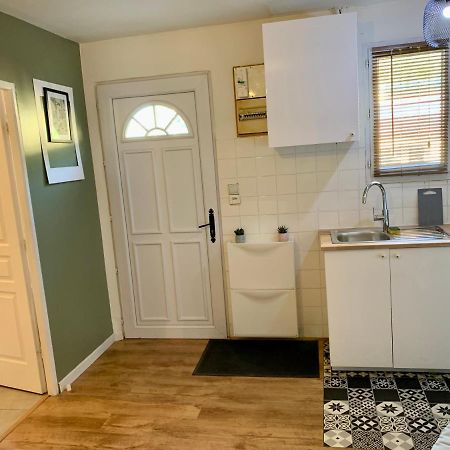 Superbe Appartement Avec Parking Gratuit Sur Place Σαιν-Ντενί Εξωτερικό φωτογραφία